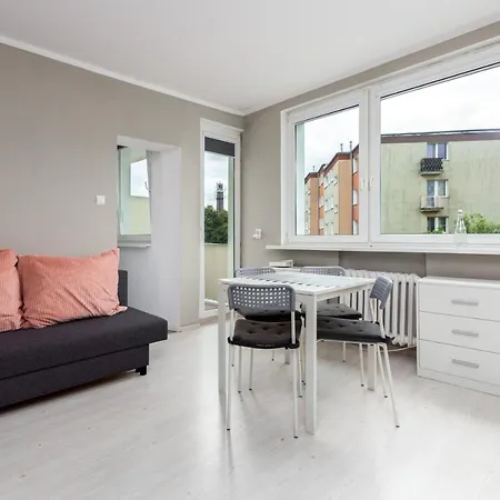 Kepa Redlowska Standard Διαμέρισμα *