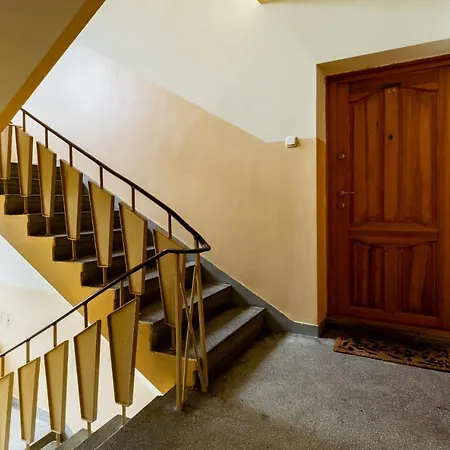 Kepa Redlowska Standard Διαμέρισμα